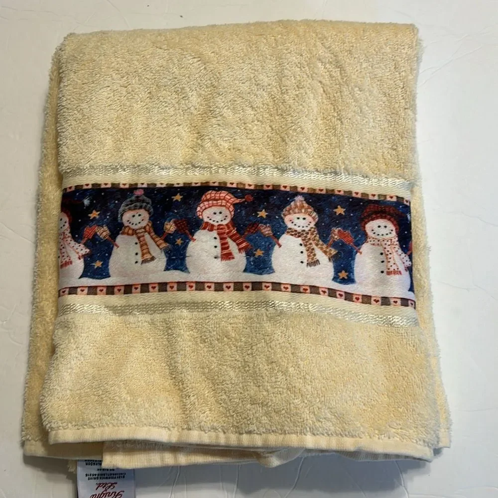 SATURDAY KNIGHT LTD Cream Blue Snowman Bath Hand Towel Decorative NWT Winter